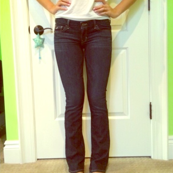 Hollister Bootcut jeans // 27 waist