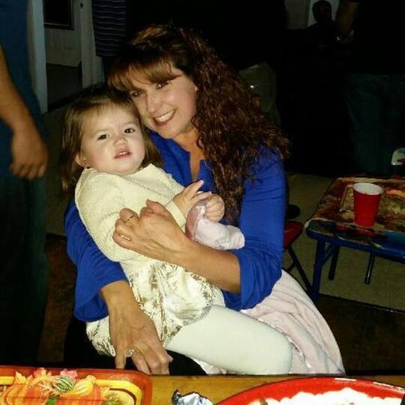 Meet your Posher, Lori - Picture 1 of 1