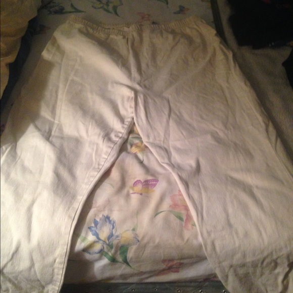 💥Stretch leggings/jeans cream color size 20/22💥 - Picture 2 of 3