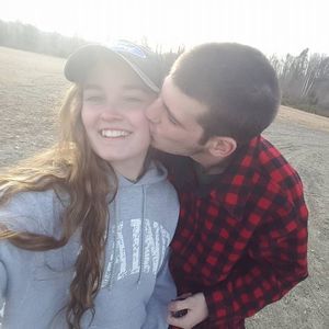 Meet your Posher, Hailey