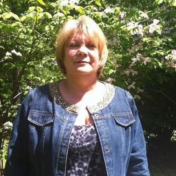 Meet your Posher, Connie