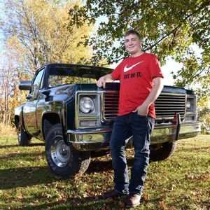 Meet your Posher, Becky