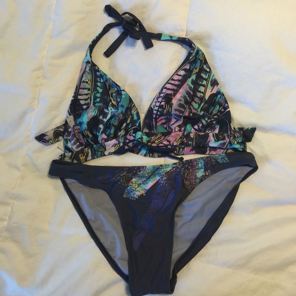 Body Glove bikini size med.