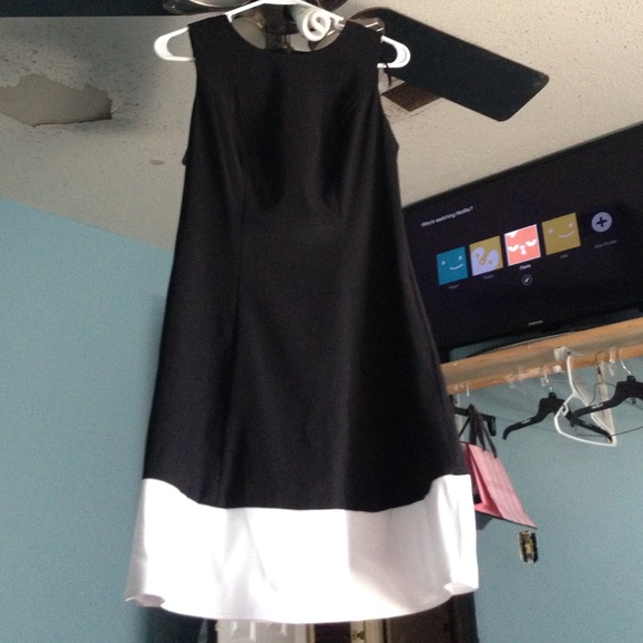 Black and white fit and flare dress size 2
