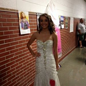 Size 2 Tony bowls dress