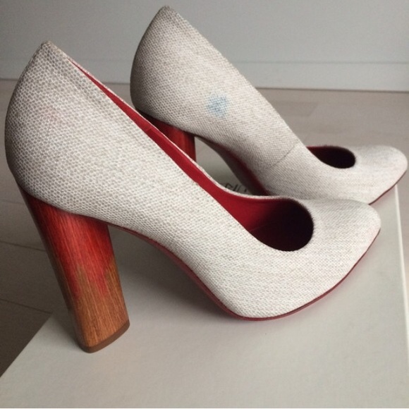 YSL Leather Pumps with Wood Heel - Picture 2 of 4