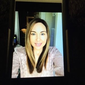 Meet your Posher, Angela