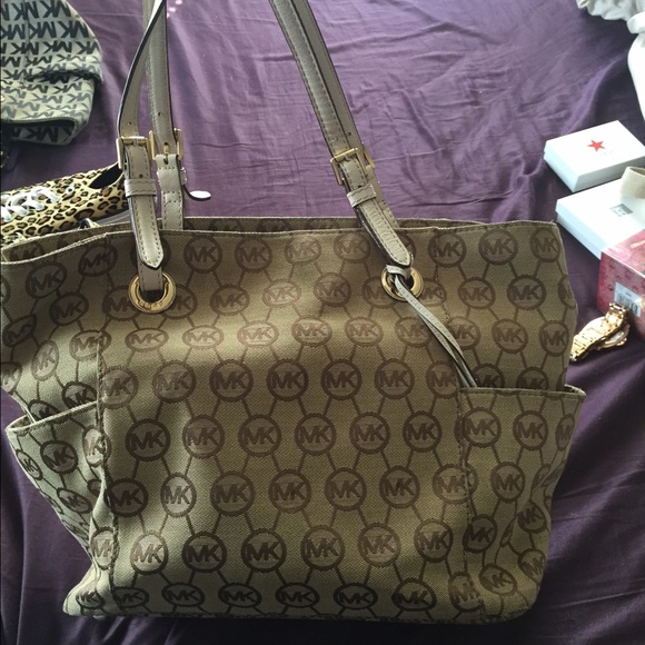 Michael Kors bag