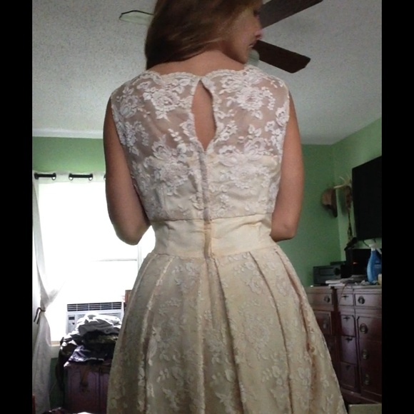HP!!! Vintage 1950s Audrey Hepburn lookalike dress - Picture 3 of 4