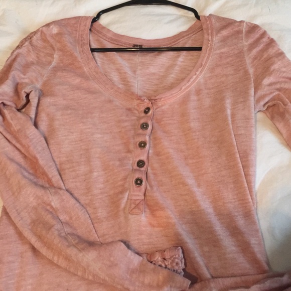 Long sleeved tee
