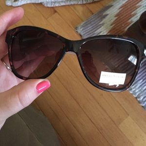 Ivanka Trump sunglasses