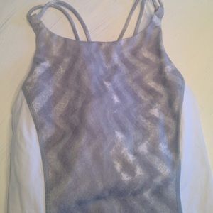 Lululemon tank. Adorable. Adjustable shelf bra.