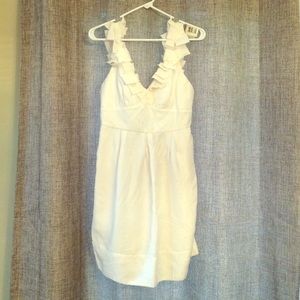 Bcbgmaxazria white ruffle top dress