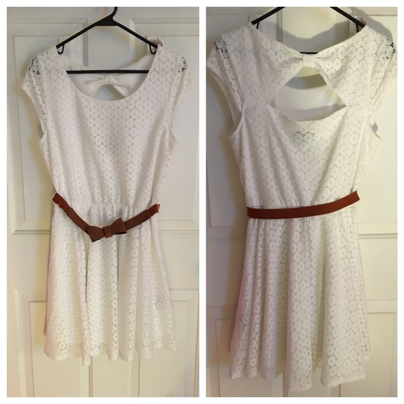 White lace dress
