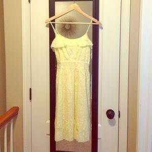 Retro yellow sundress