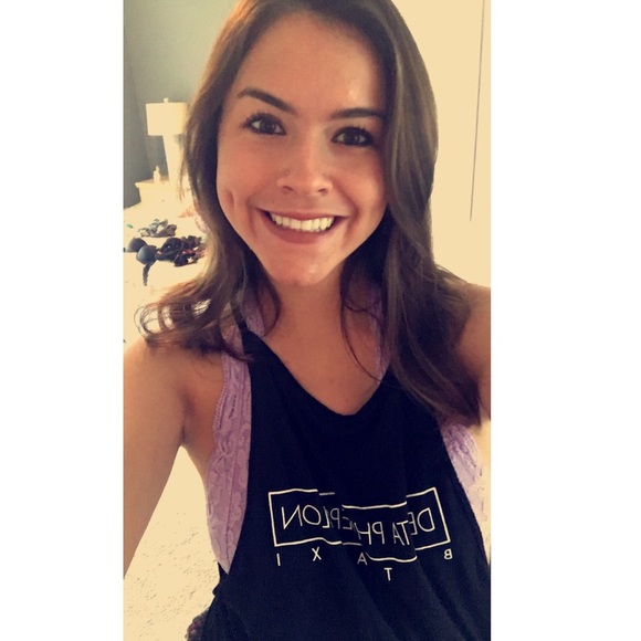 Meet your Posher, Jess - Picture 1 of 1