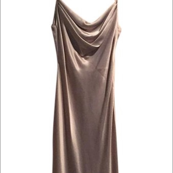 Long dress perfect for prom/ formal event
