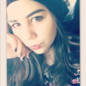 Meet your Posher, Mayra