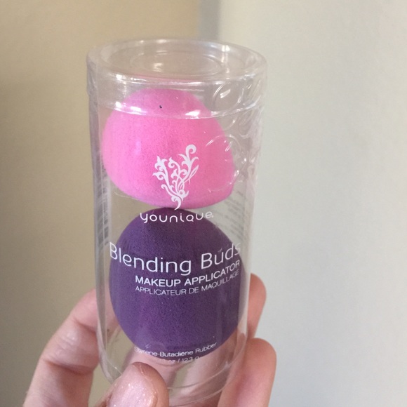 Younique blending buds