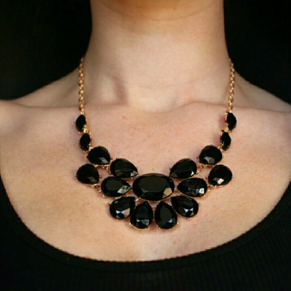 Black statement necklace - Picture 1 of 1