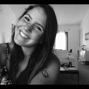 Meet your Posher, Emma