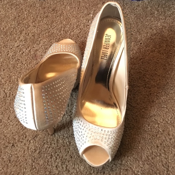 Jennifer Lopez size 6 women heels