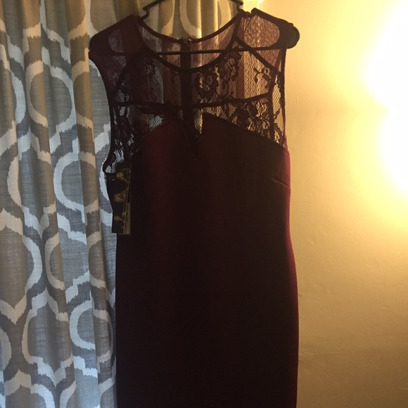 SOLD: Lace top Bodycon dress - Picture 1 of 3