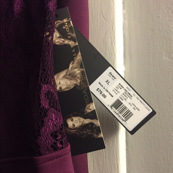 SOLD: Lace top Bodycon dress - Picture 3 of 3