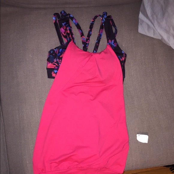 Lululemon tank