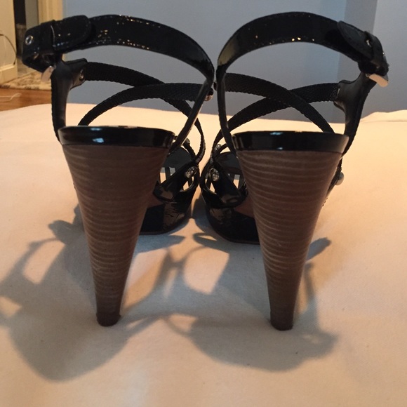 Platform Sandals - Picture 3 of 4