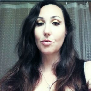 Meet your Posher, Risa