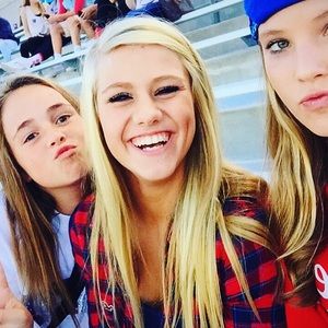 Meet your Posher, Brinley