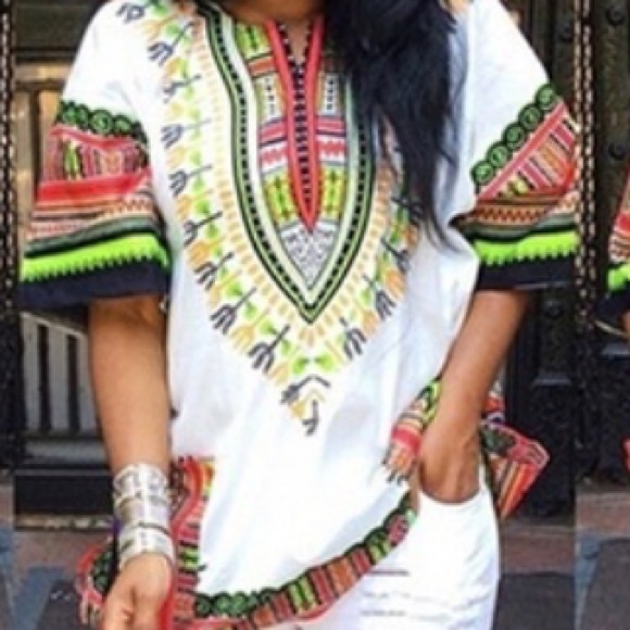 🆕 V Neck Ankara Print Tunic/Coverup Offers Please