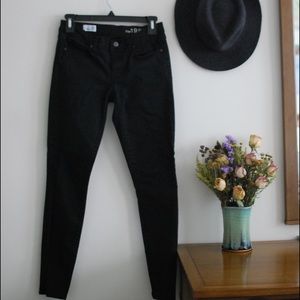 Gap black skinny jean