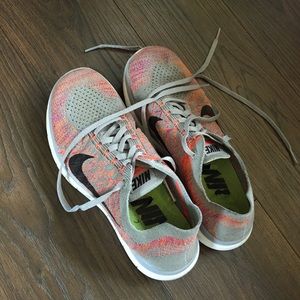 Nike free flyknits 4.0 (2015)