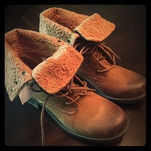 New American Eagle Boots