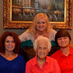 Meet your Posher, Debbie