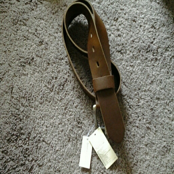 2 Banana Republic belts - Picture 2 of 4