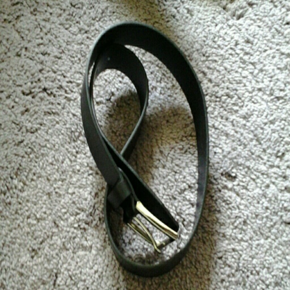 2 Banana Republic belts - Picture 3 of 4