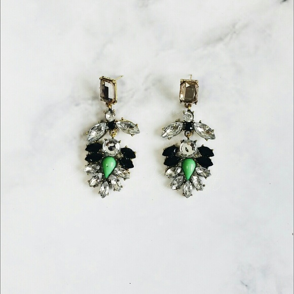 Jewelry | Green gorgeous chandelier earrings - Picture 2 of 3