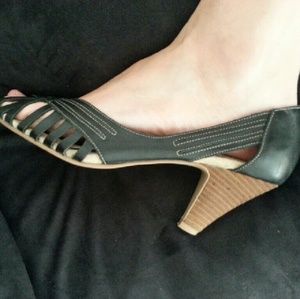 Black Seychelles peep-toe pumps