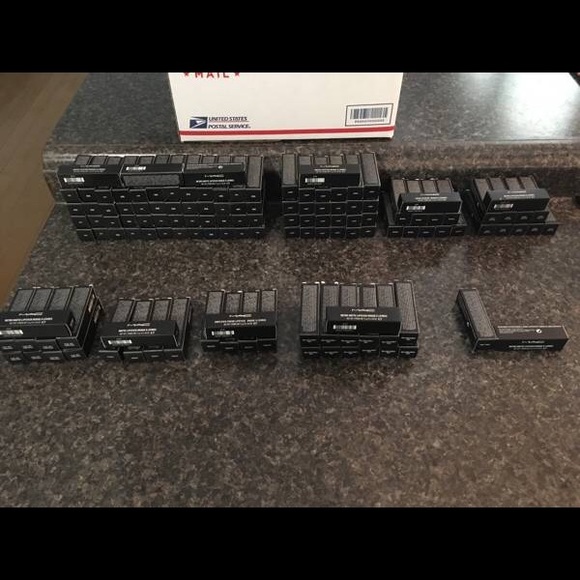 Mac Makeup Whole Set - Picture 2 of 4