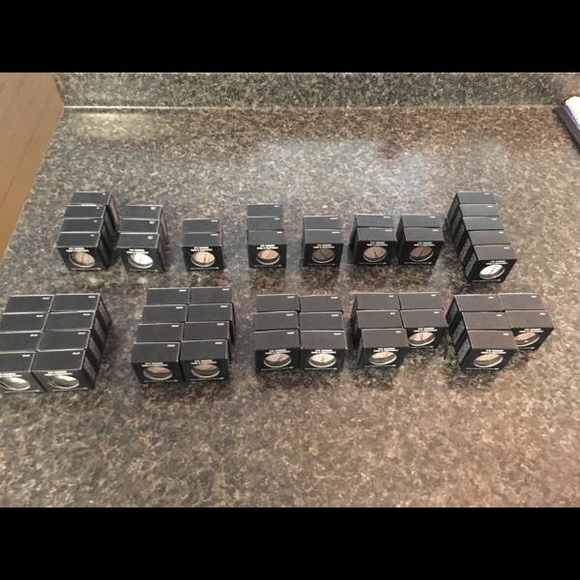 Mac Makeup Whole Set - Picture 4 of 4