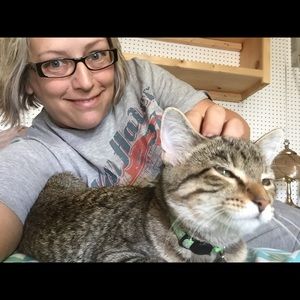 Meet your Posher, Rene