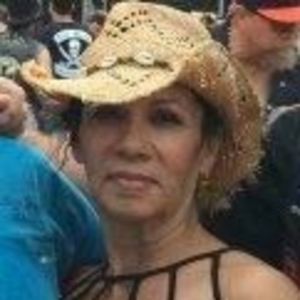 Meet your Posher, Lynn