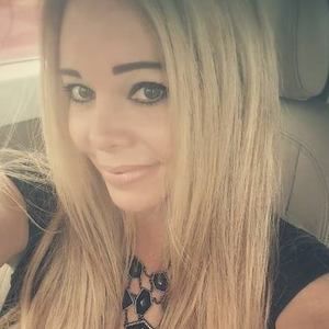 Meet your Posher, Stacy