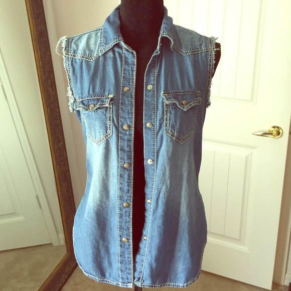 Seven 7 jean sleeveless button up shirt