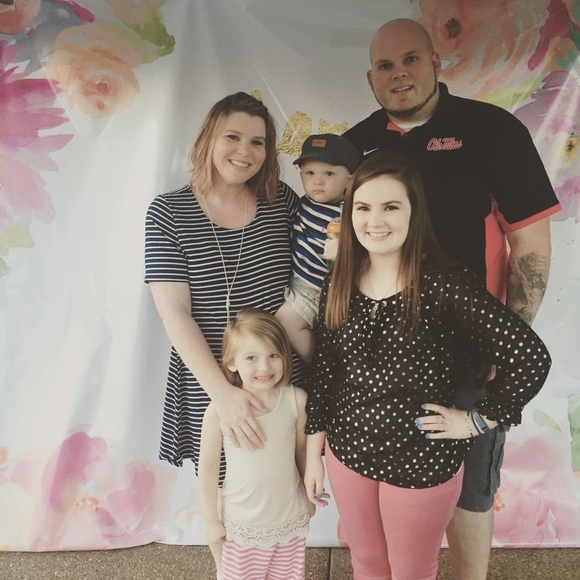 Meet your Posher, Cassie - Picture 1 of 1