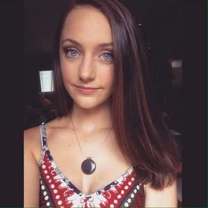 Meet your Posher, Maeve