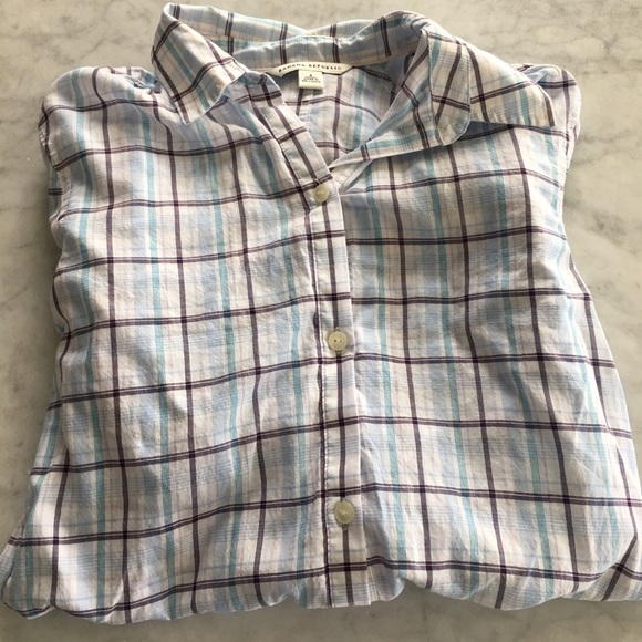 Banana republic casual dress shirt.